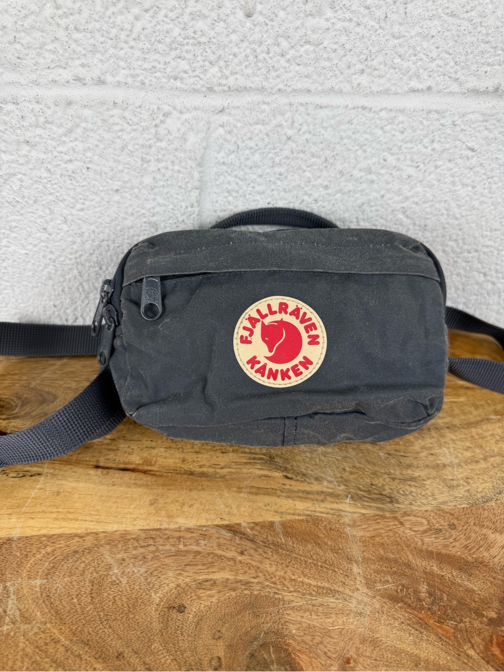 Fjällräven Kånken Hip Pack Black Crossbody Waist Bag Fanny Pack